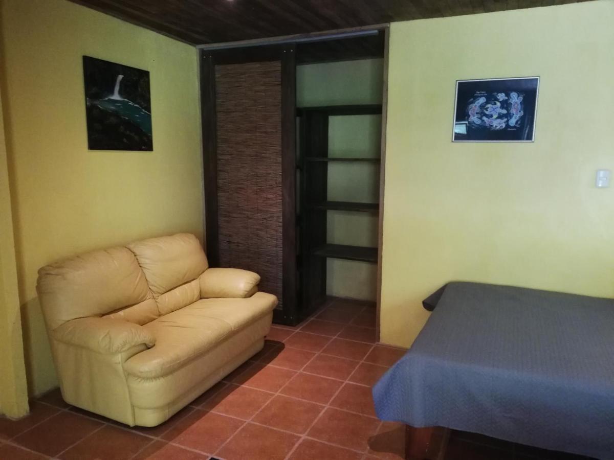 Bed and Breakfast Mundo Goub'Art Cabuya  Pokoj fotografie